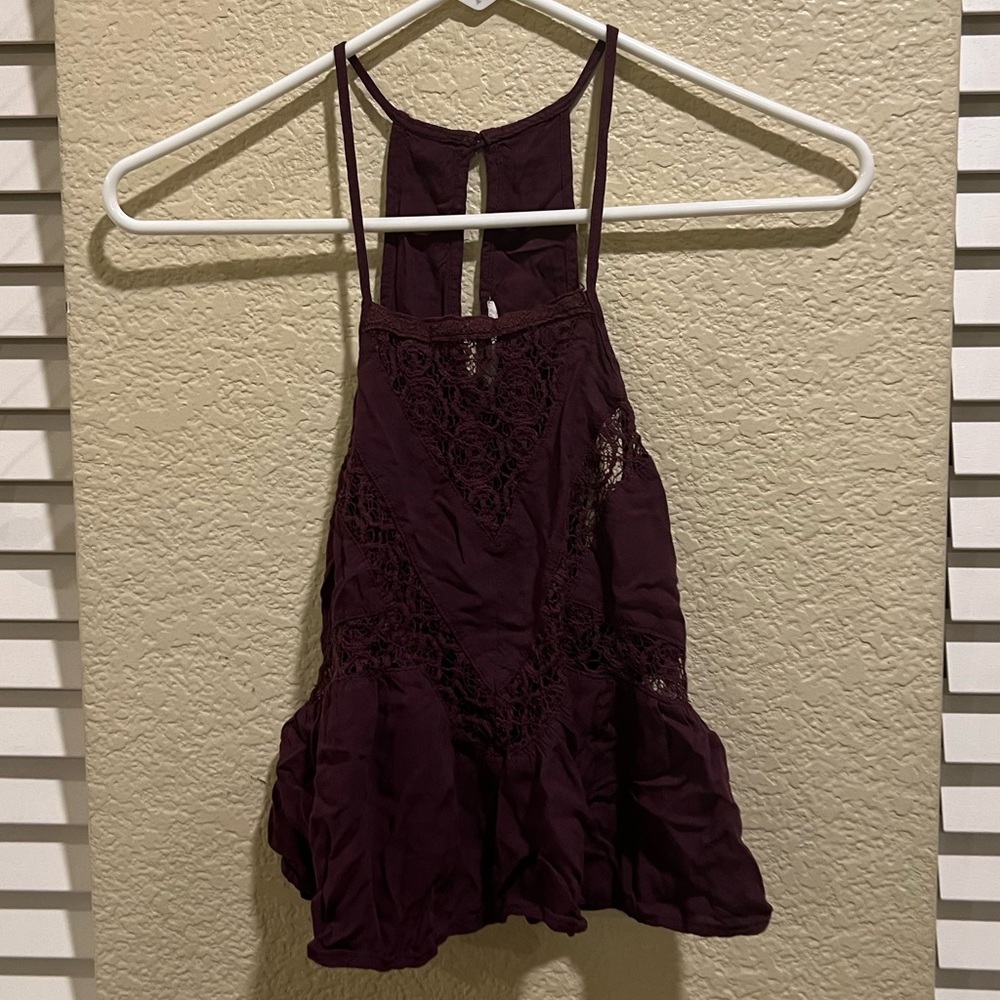 Maroon lace tank top